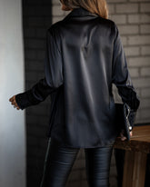 Problem Solved Satin-Bluse mit Kragen - Schwarz